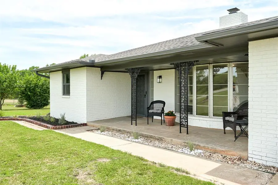 6517 S Frisco Road, Mustang, OK 73064 - #2