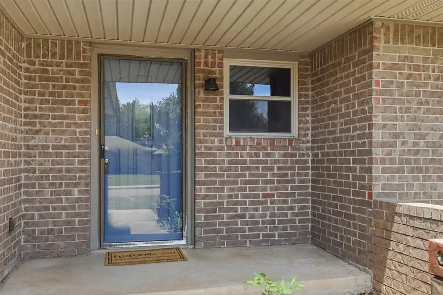 405 Meadow Lake Drive, Edmond, OK 73003 - #3