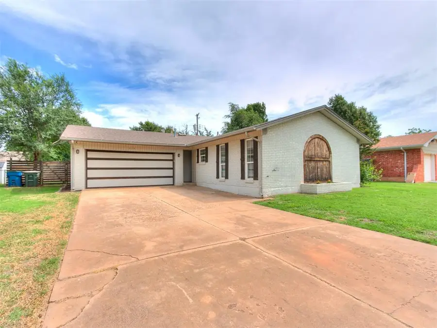 735 Sunset Drive, Edmond, OK 73003 - #3