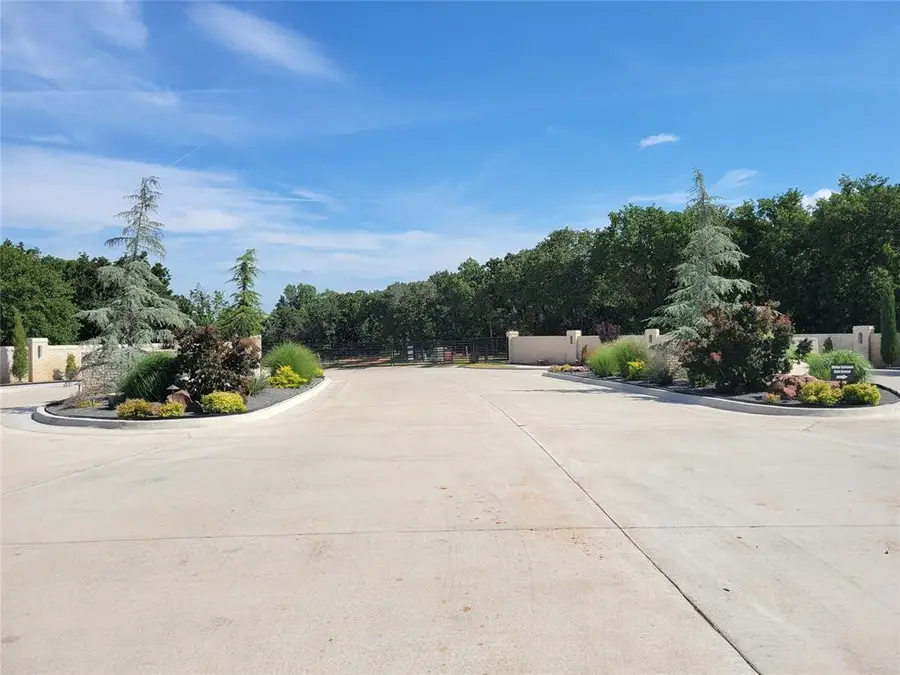 14201 Shoreline Boulevard, Edmond, OK 73013 - #2