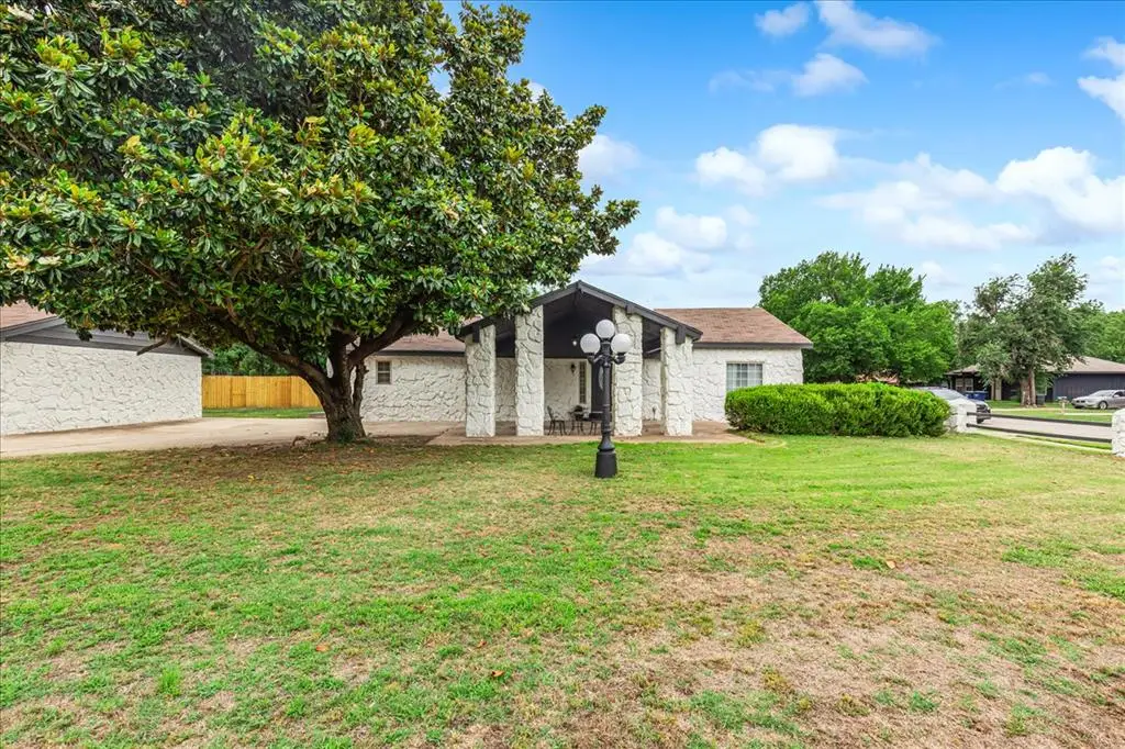 605 W Rogers Street, El Reno, OK 73036 - #1