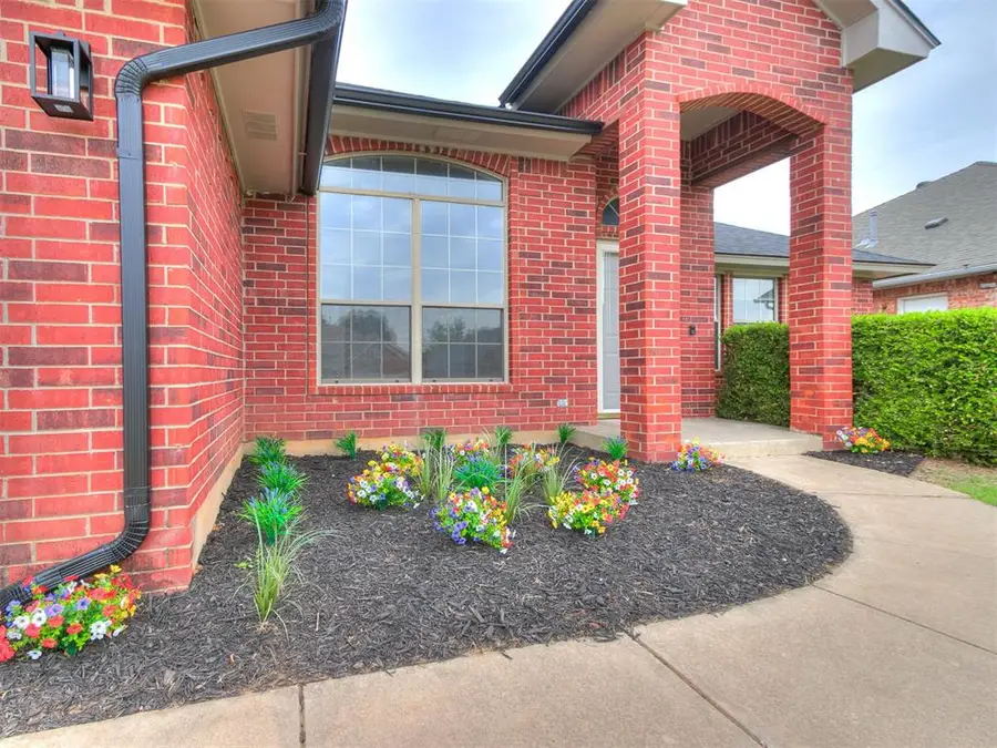 8308 NW 83rd Street, Oklahoma City, OK 73132 - #2