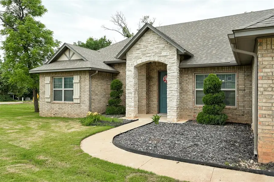 8720 Tall Oaks Drive, Guthrie, OK 73044 - #3