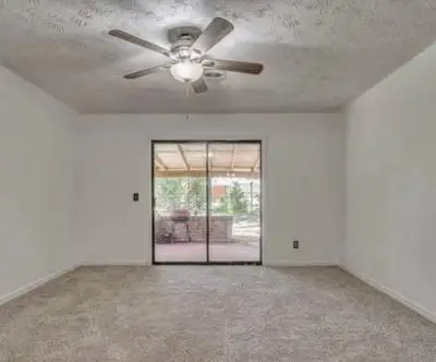 809 Englewood Road, Del City, OK 73115 - #2
