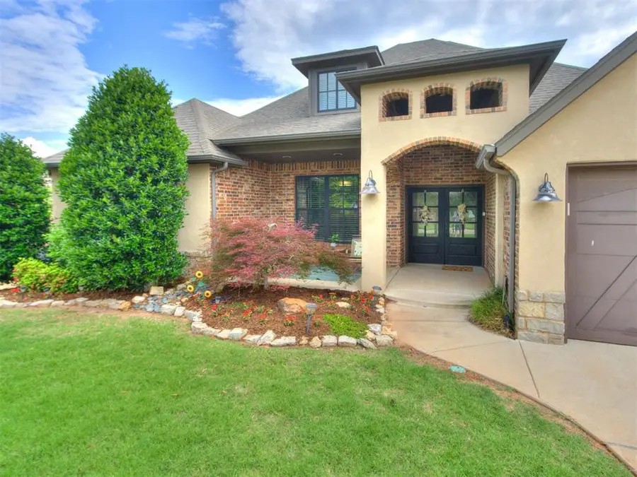 632 Sailboat Bridge Way, Edmond, OK 73034 - #2