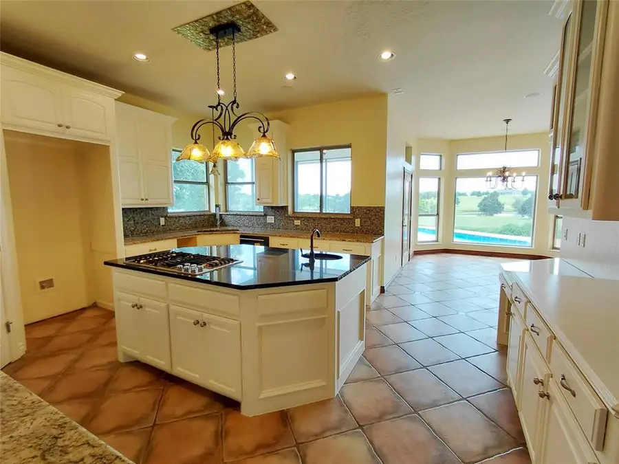 19615 Sportsman Road, Edmond, OK 73012 - #3