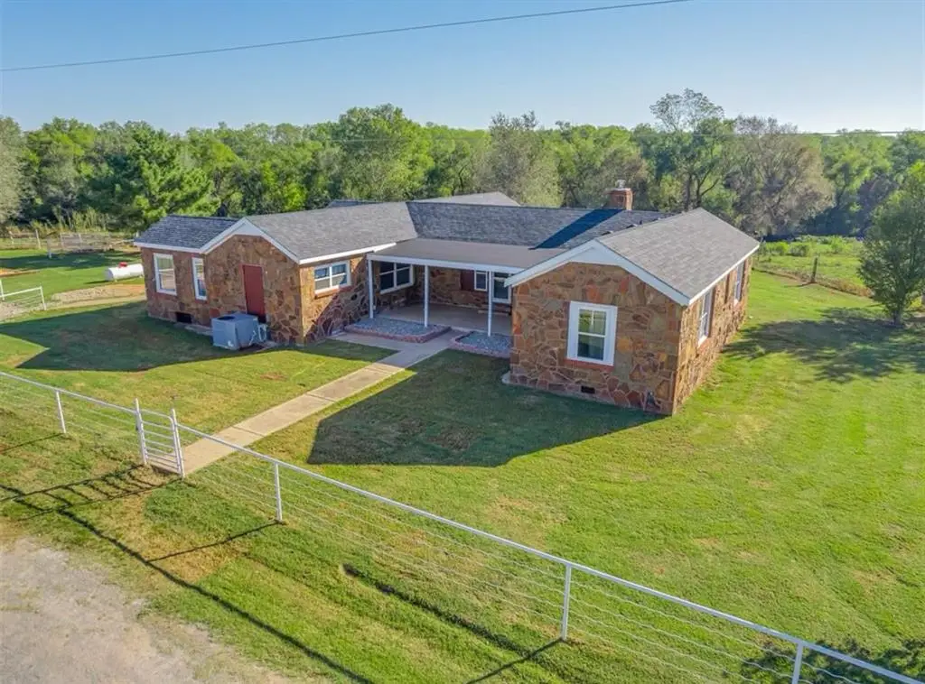 17495 Highway 19, Lindsay, OK 73052 - #1