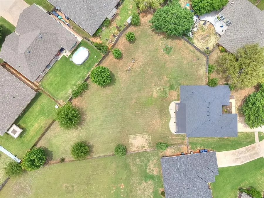 16104 Cantera Creek Drive, Edmond, OK 73013 - #3