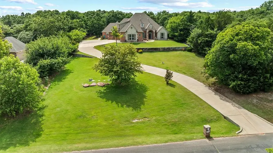 6405 Valley Ridge Drive, Edmond, OK 73034 - #2
