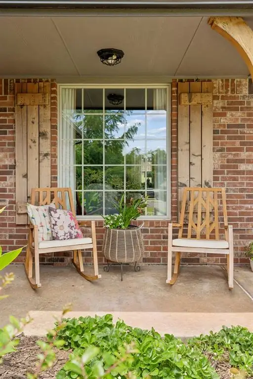 14708 Cottonwood Drive, Edmond, OK 73025 - #2