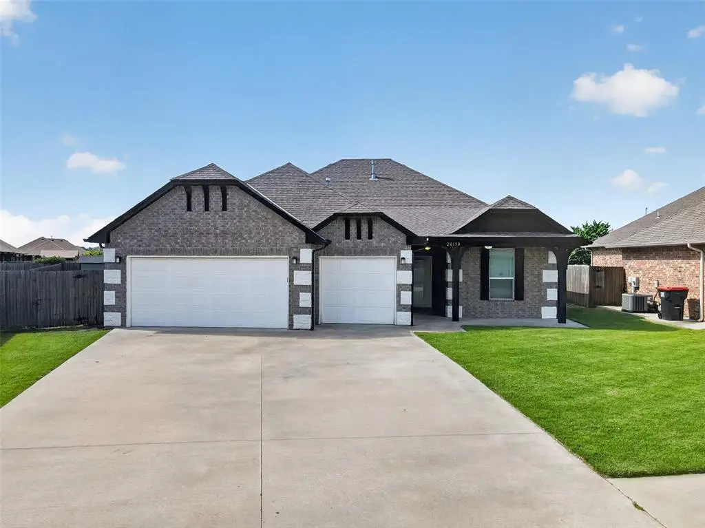 20590 Legacy Crossing, Harrah, OK 73045 - #1