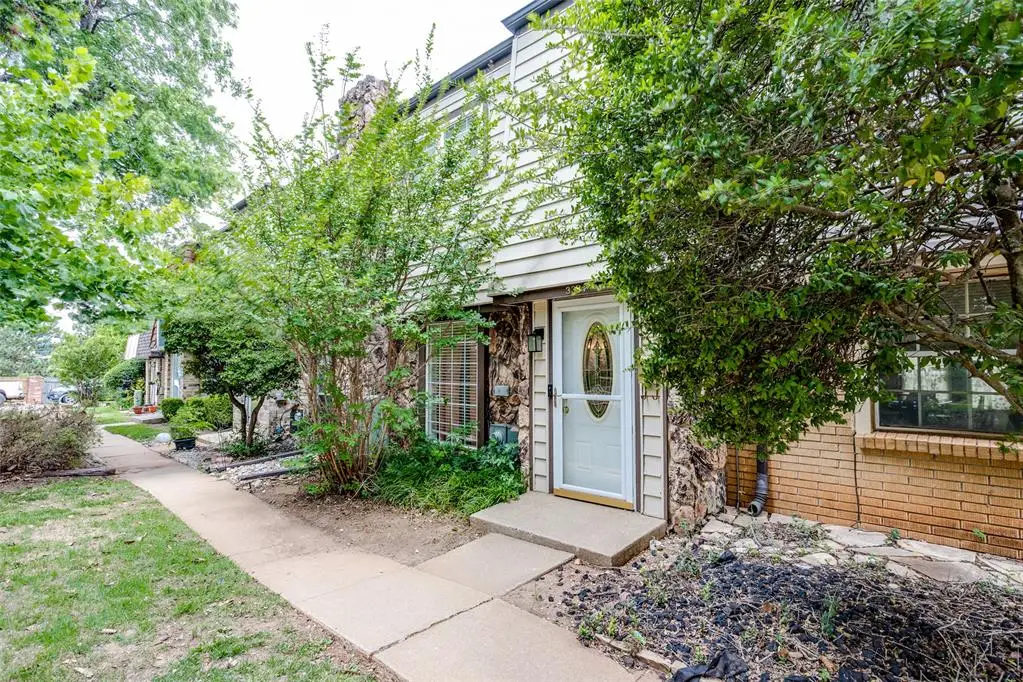 3321 Rock Creek Way, Oklahoma City, OK 73120 - #1