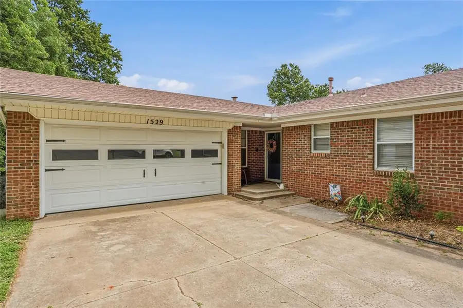1529 Oakwood Drive, Norman, OK 73069 - #3