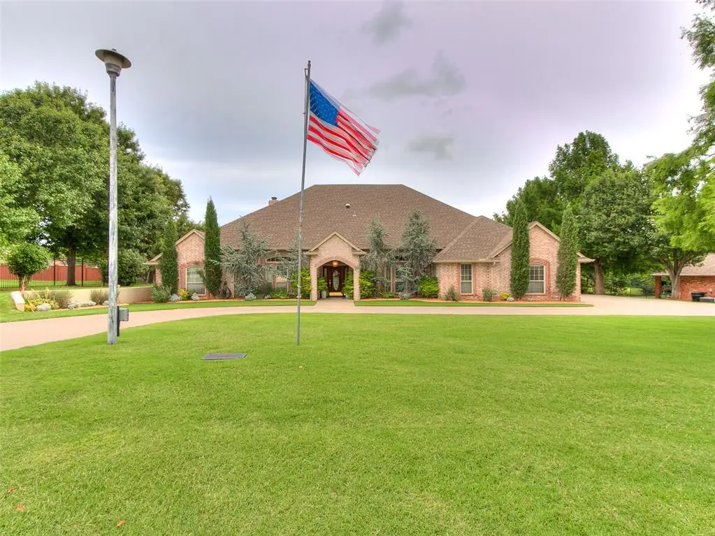 1701 SW 38th Street, Moore, OK 73160 - #1