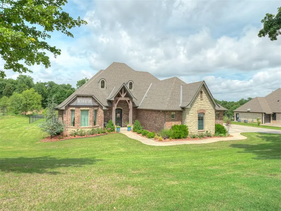 909 Reedser Way, Choctaw, OK 73020 - #3