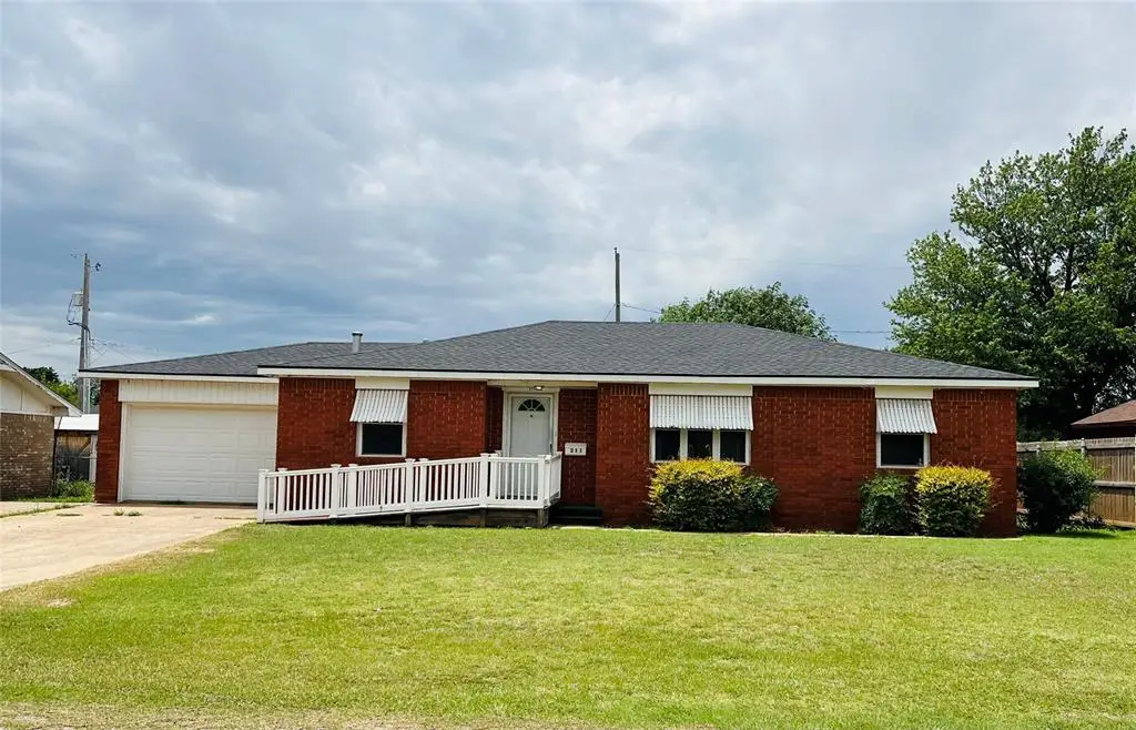 211 N Park Road, Hobart, OK 73651 - #1