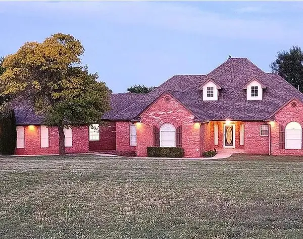 2010 Sandpiper Drive, Blanchard, OK 73010