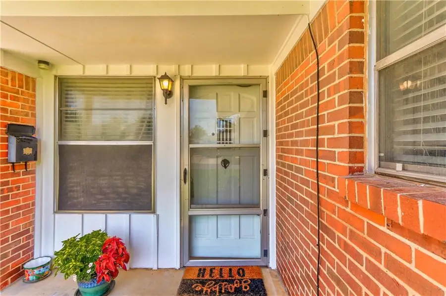 925 W Rulane Drive, Midwest City, OK 73110 - #2
