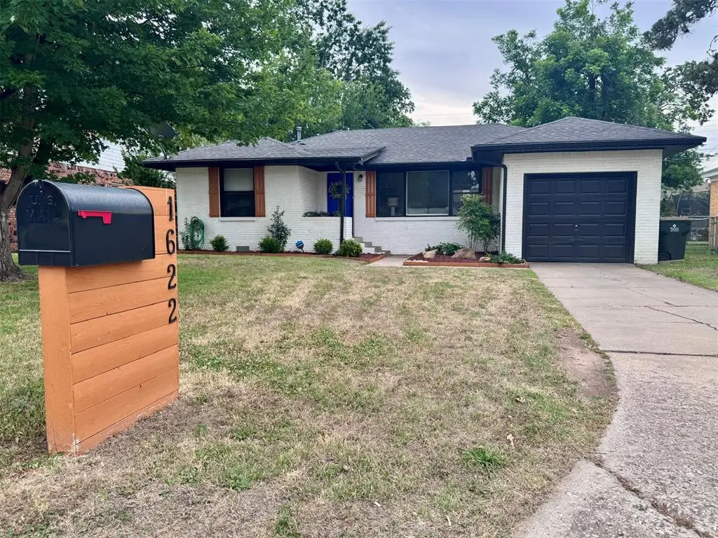 1622 Oxford Way Street, The Village, OK 73120 - #1