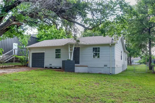 100 S Iowa Avenue, Chandler, OK 74834