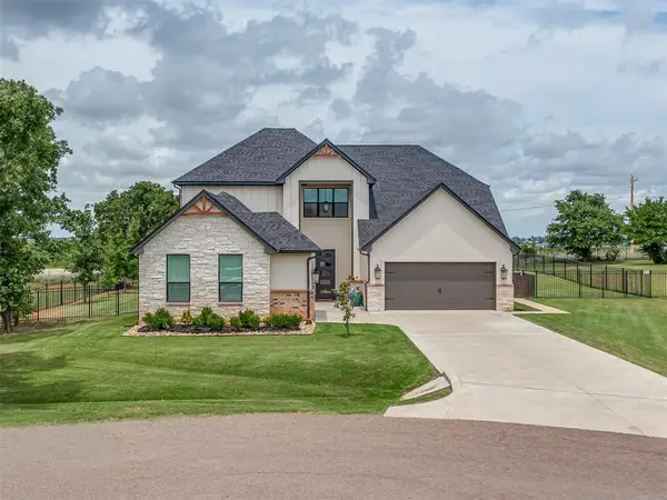 2244 Jackson Lane, Blanchard, OK 73010