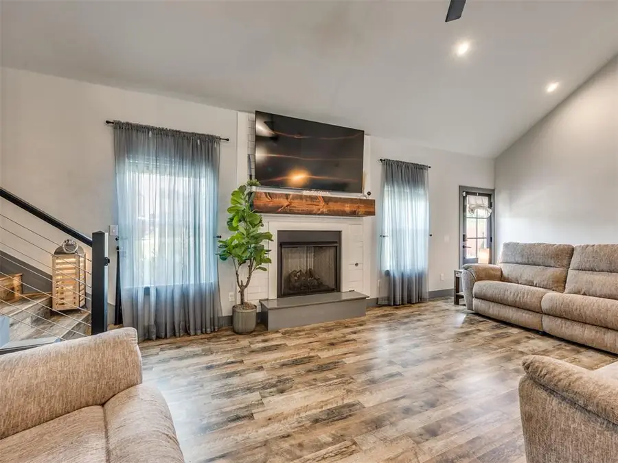 12035 Old Homestead Trail, Guthrie, OK 73044 - #2