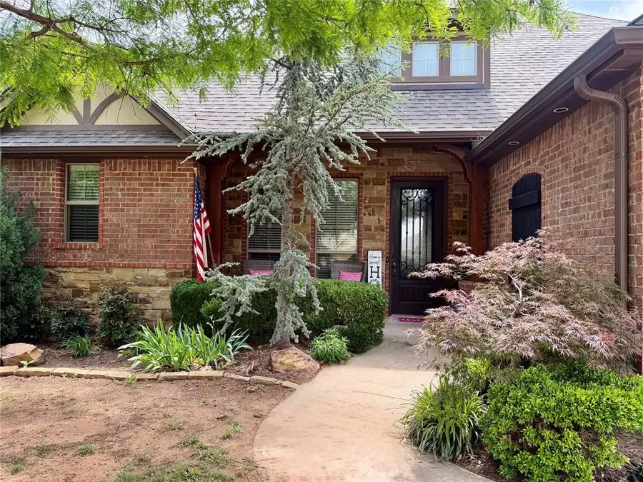 1308 Glenmere Court, Edmond, OK 73003 - #2