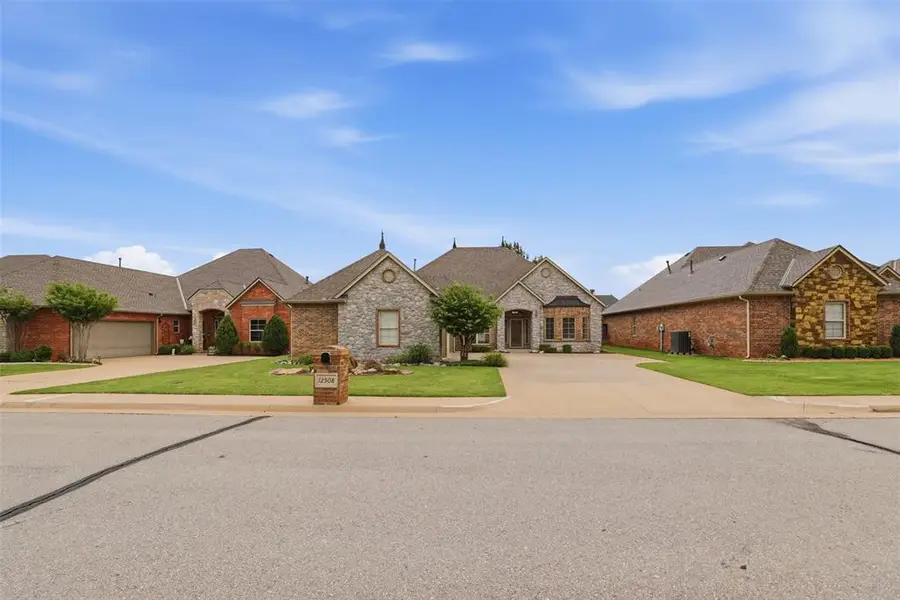 12508 Chateaux Road, Oklahoma City, OK 73142 - #3