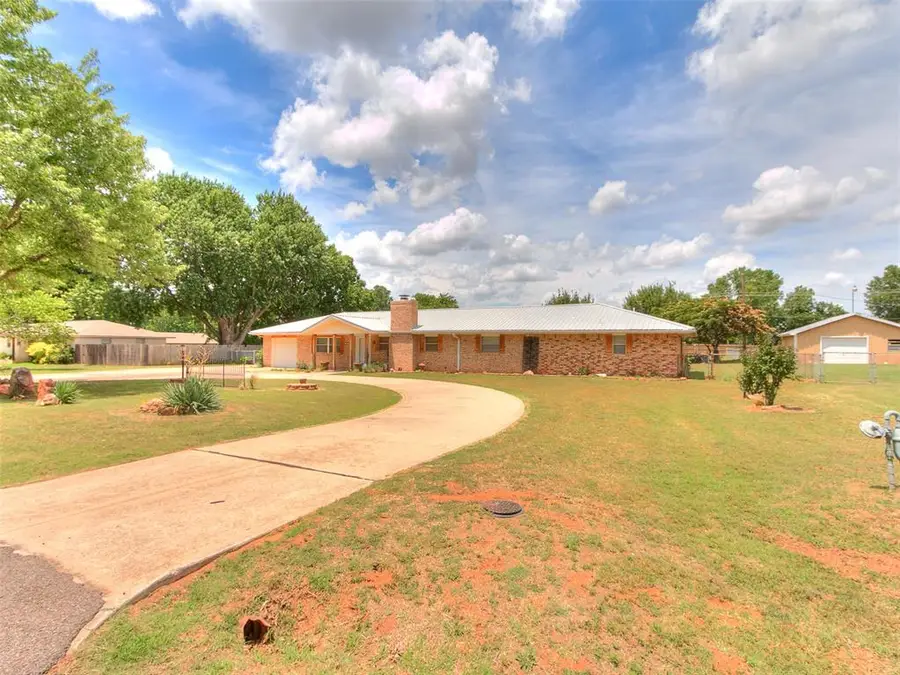 805 E Lea Terrace, Mustang, OK 73064 - #2