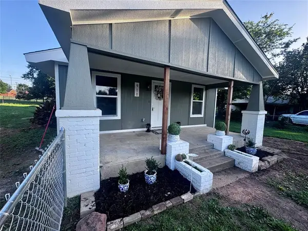 910 W Park Street, Tecumseh, OK 74873