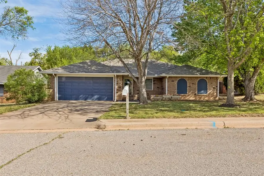 1616 E Shady Creek Drive, Guthrie, OK 73044 - #2