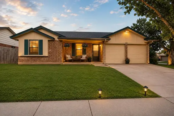 1001 Aspen Court, Moore, OK 73160