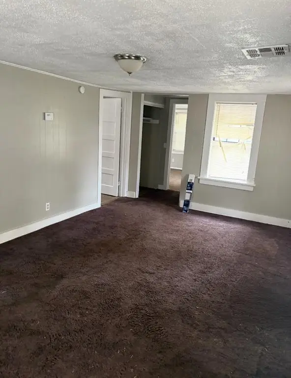 1016 S Jones Lane, Mustang, OK 73064 - #2