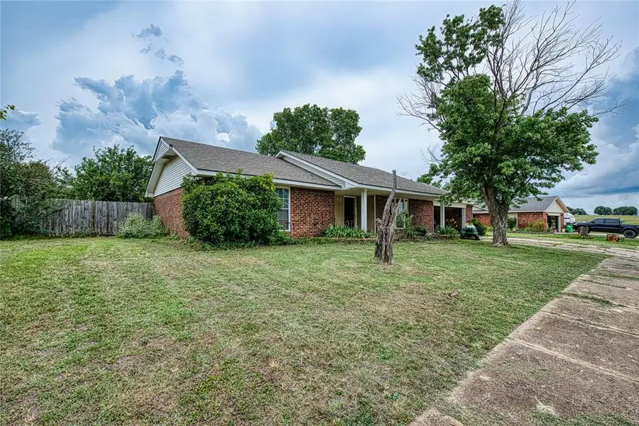 1605 Westlawn Drive, Prague, OK 74864 - #2