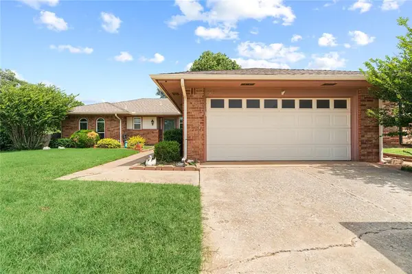 305 W Platt Drive, Yukon, OK 73099