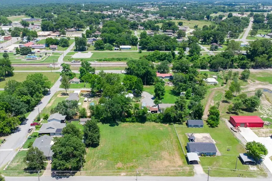 302 S Scott Street, Fort Gibson, OK 74434 - #2