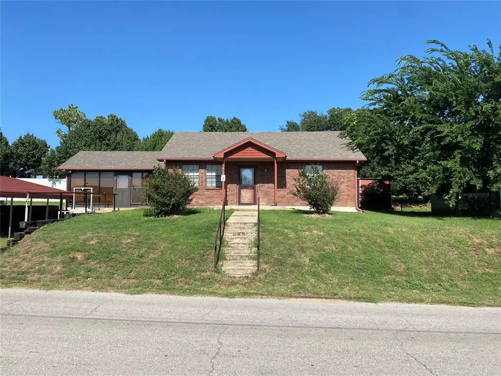 410 N C Street, Cement, OK 73017 - #1