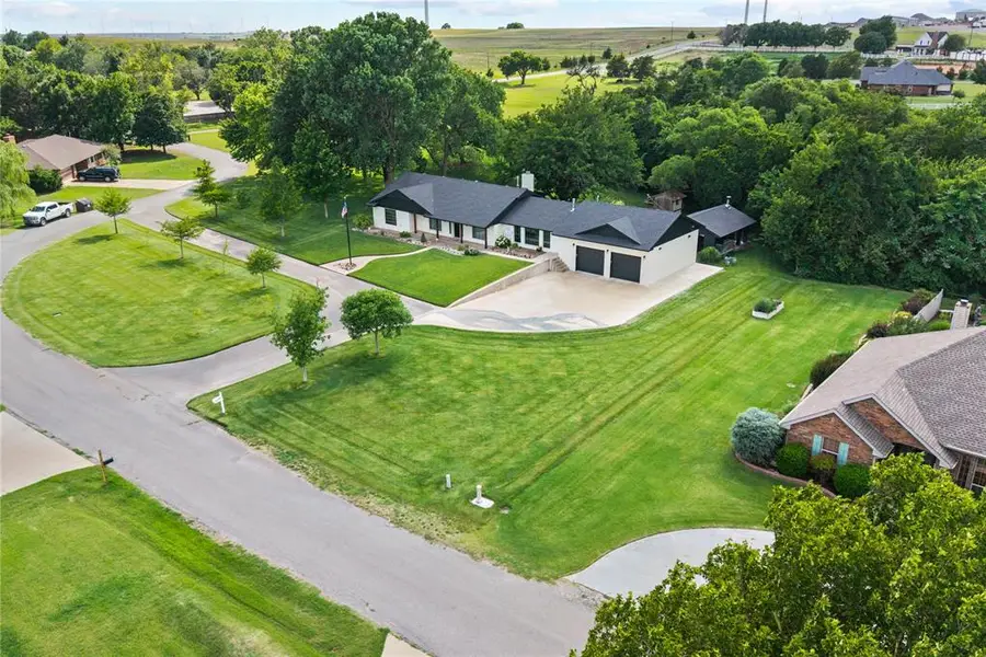 10095 N 2396 Road, Weatherford, OK 73096 - #2