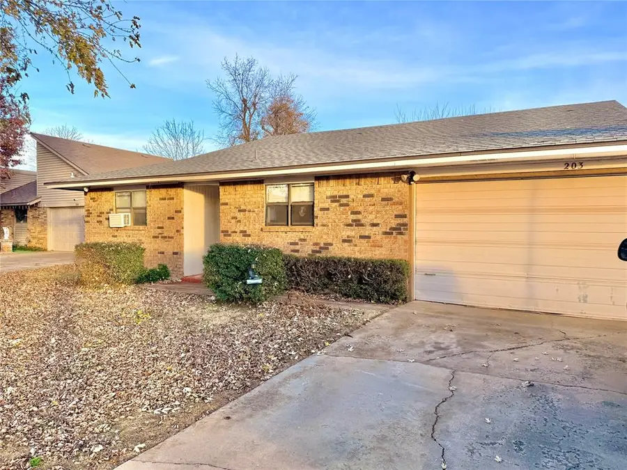 203 Redbud Street, Yukon, OK 73099 - #3