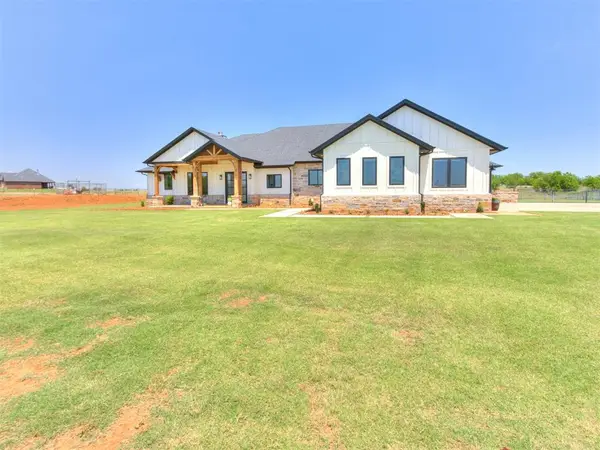 26244 SW 868 Road, Cashion, OK 73016