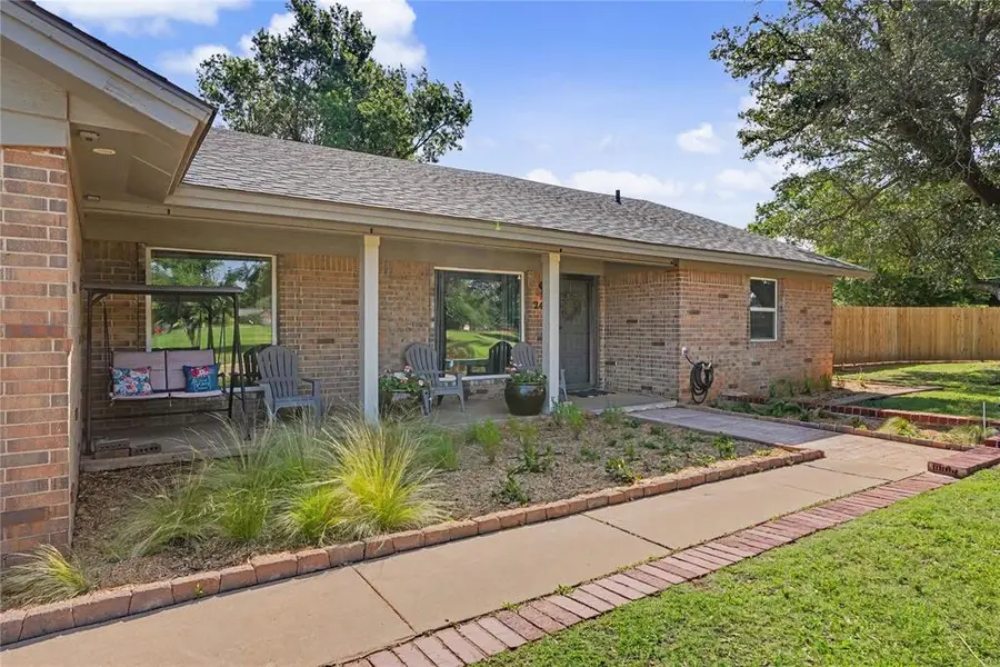 2404 Apache Pass, Altus, OK 73521 - #3