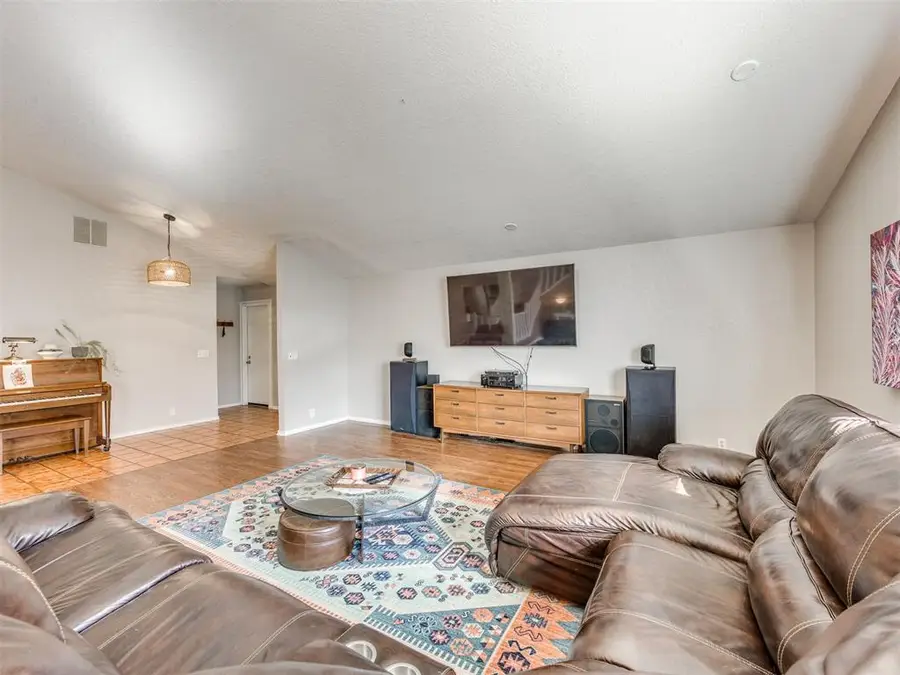 6612 Briarcreek Drive, Oklahoma City, OK 73162 - #3