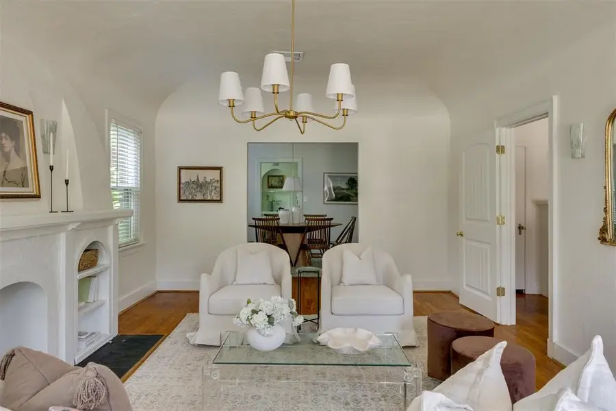 621 W Hill Street, Oklahoma City, OK 73118 - #2