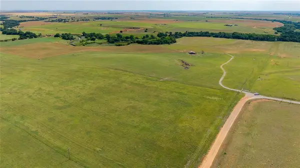 E Lawter Road, Weatherford, OK 73096