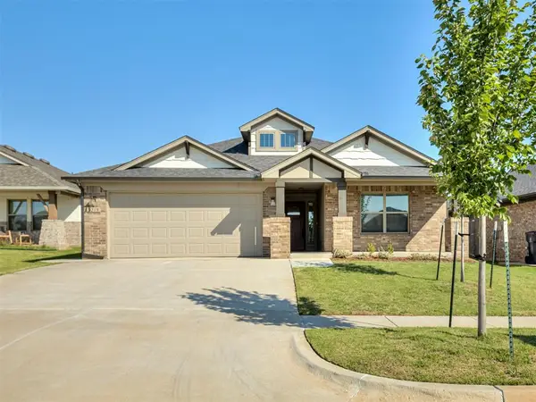 3213 Pagoda Pead Drive, Yukon, OK 73099