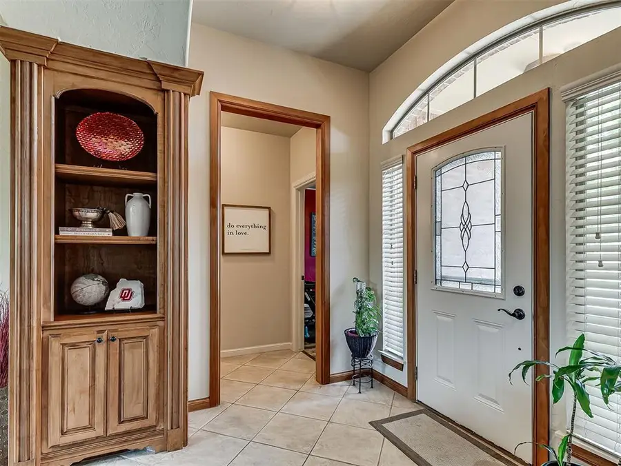 408 Mohawk Trail, Edmond, OK 73003 - #2