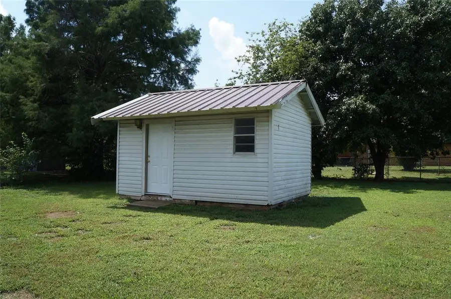 501 S Clifford Court, Wayne, OK 73095 - #2