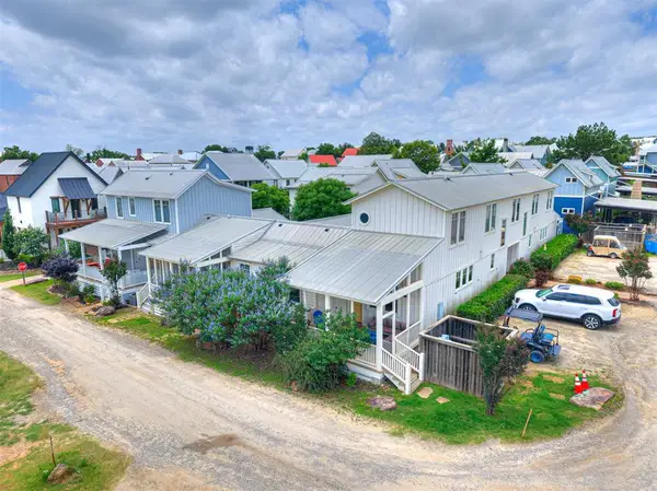 29 Boardwalk Street #D, Carlton Landing, OK 74432