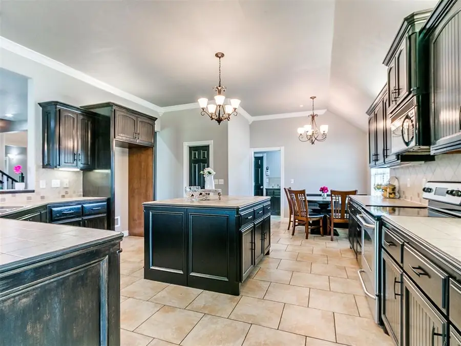 601 Summit Bend, Norman, OK 73071 - #3