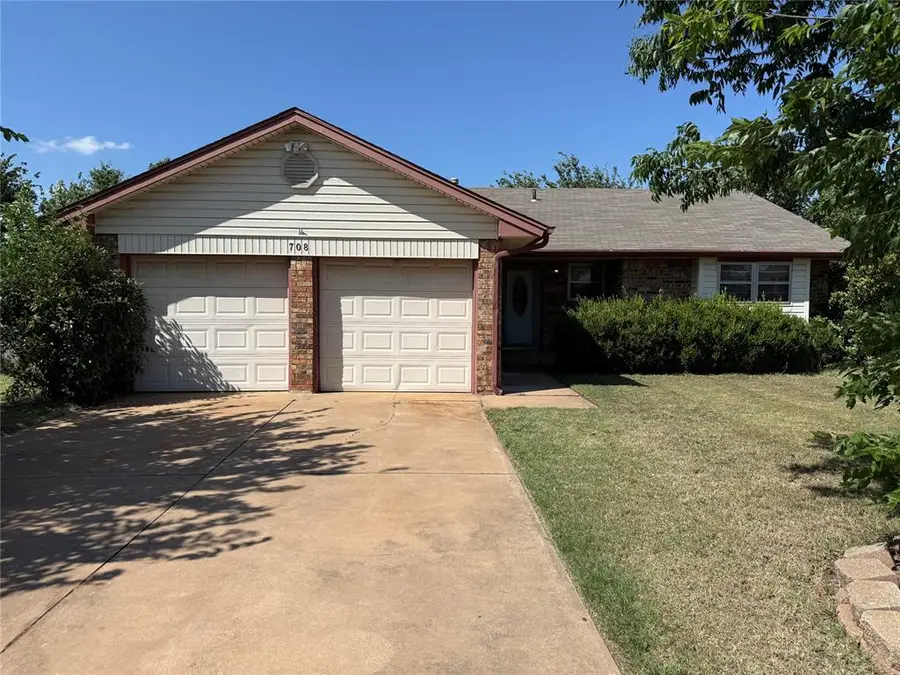 708 Wilkinson Drive, Moore, OK 73160 - #2